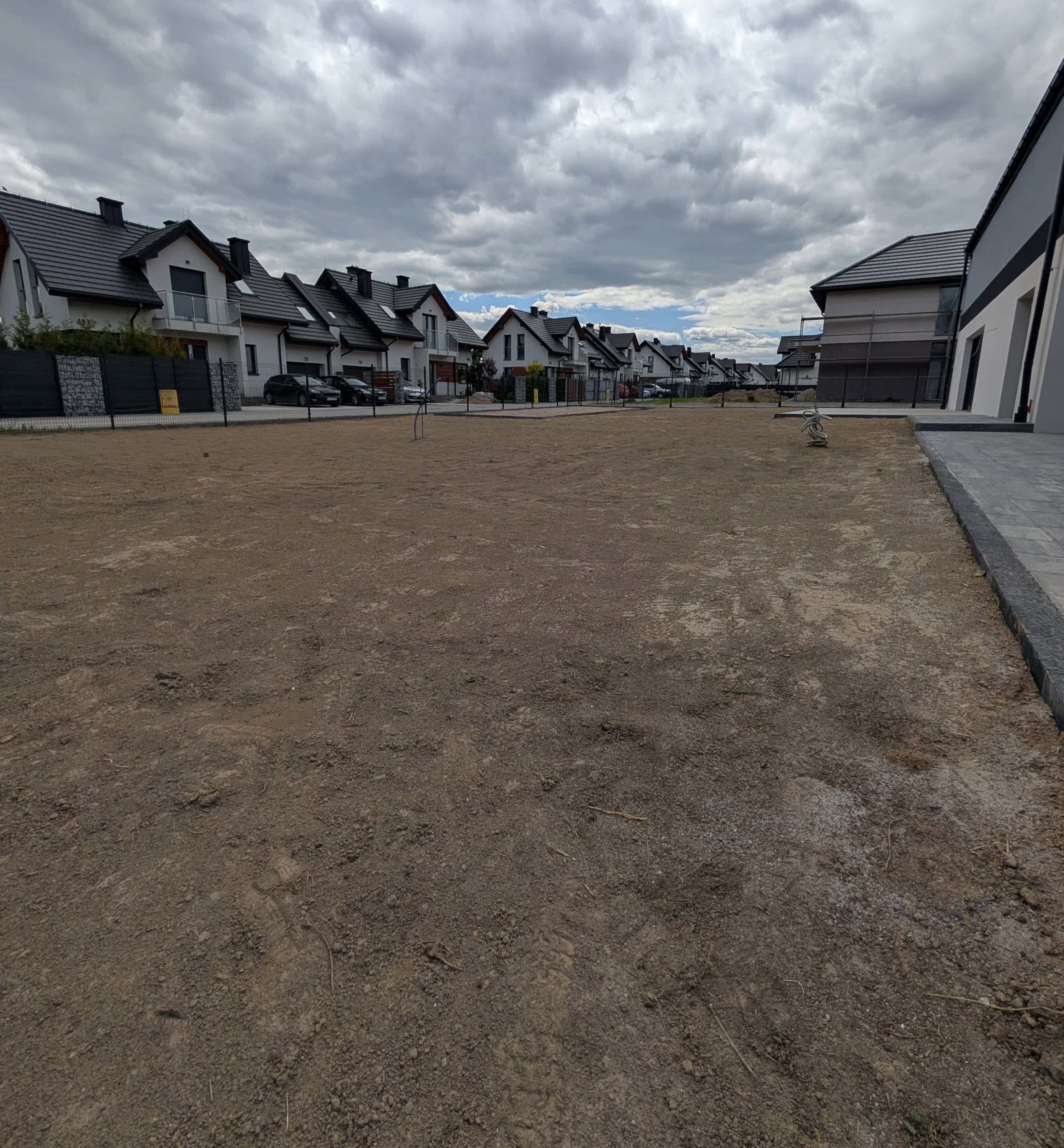 Równanie terenu Kraków.